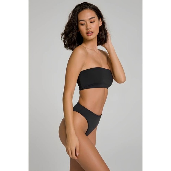 Good American Better Band Bikini Top in Black Size 2/Medium Bandeau Stretch - Picture 1 of 4